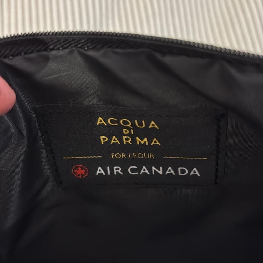 Acqua Di Parma Black and Gray Toiletry Bag with Minimalist top zipper SET OF TWO - Picture 12 of 14